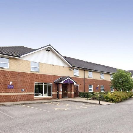 Premier Inn Bradford South Cleckheaton Exterior photo